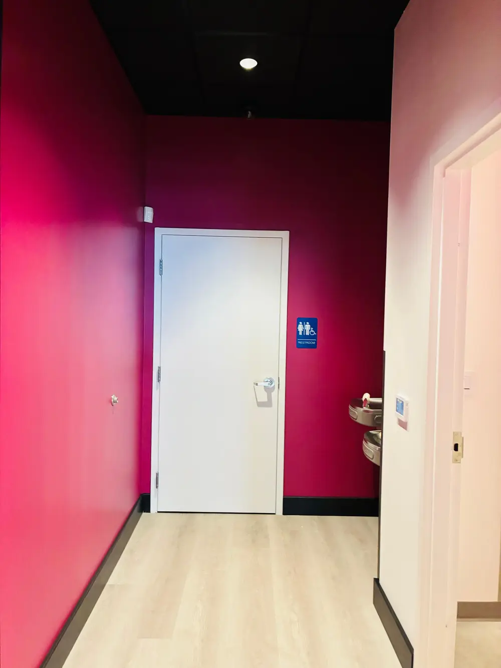 T-Mobile Store #8732 — photo 9