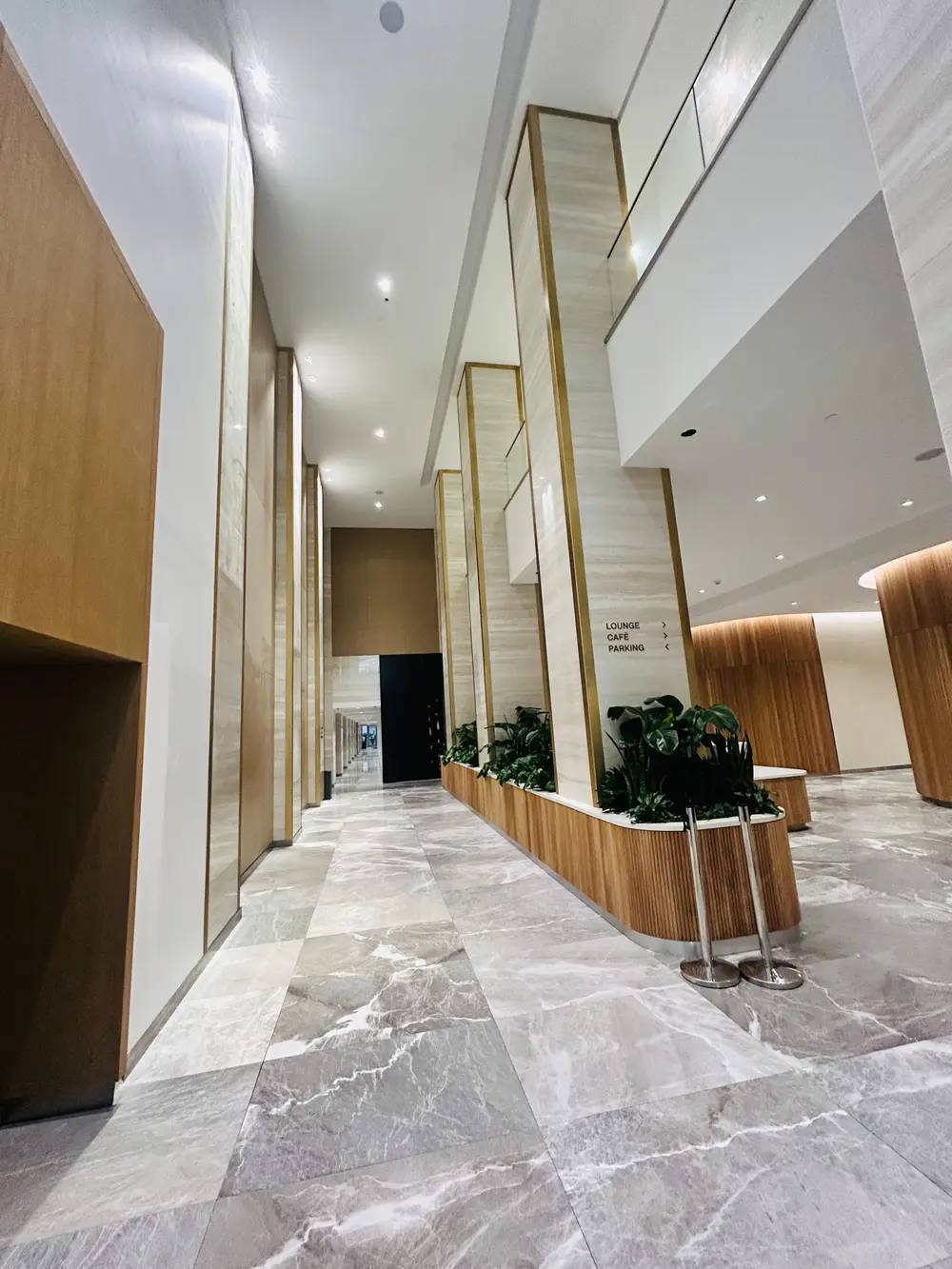 Tourmaline Lobby & Cafe — photo 5