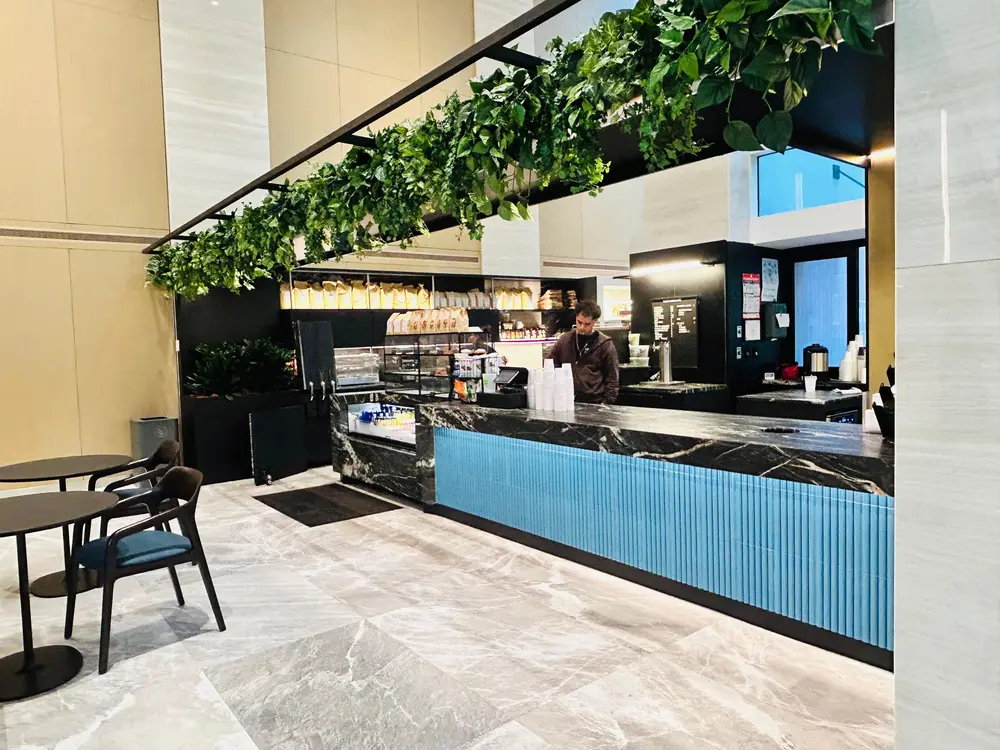 Tourmaline Lobby & Cafe — photo 8